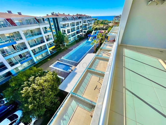 اطلالة بحر - شقة غرفة وصالة - ضمن مجمع فاخر -في كاستل / الانيا 