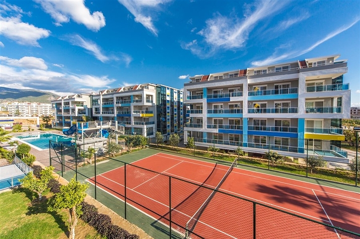 اطلالة بحر - شقة غرفة وصالة - ضمن مجمع فاخر -في كاستل / الانيا 