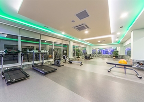 اطلالة بحر - شقة غرفة وصالة - ضمن مجمع فاخر -في كاستل / الانيا 