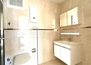 اطلالة بحر - شقة غرفة وصالة - ضمن مجمع فاخر -في كاستل / الانيا 