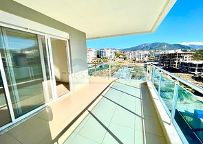 اطلالة بحر - شقة غرفة وصالة - ضمن مجمع فاخر -في كاستل / الانيا 