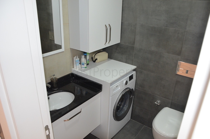 مجمع حديث - شقة مفروشة غرفة وصالة - محمودلار / الانيا 