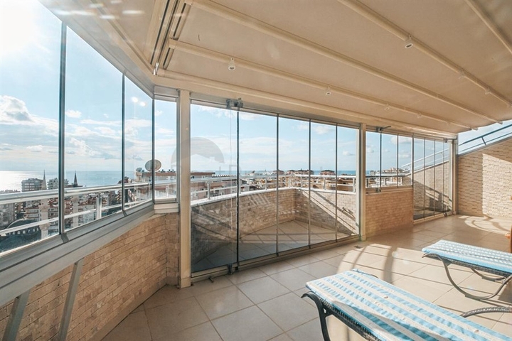 اطلالة بحر - دوبلكس واسعة مفروشة -تصميم 3 غرف وصالة -في محمودلار / الانيا 