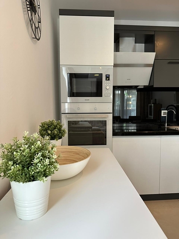 اطلالة بحر - شقة 2 غرفة وصالة -ضمن مجمع حديث -  كارجيجاك / الانيا 