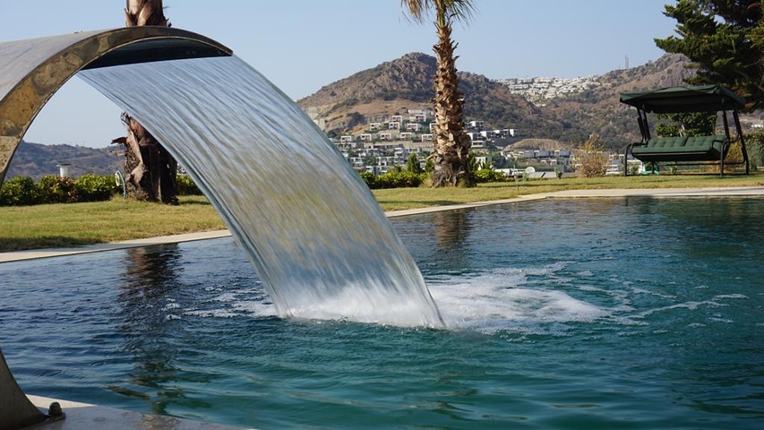 فيلات حصرية مع إطلالات خلابة على البحر في ياليكافاك ، بودروم