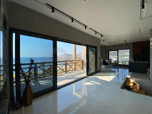 فيلات حصرية مع إطلالات خلابة على البحر في ياليكافاك ، بودروم