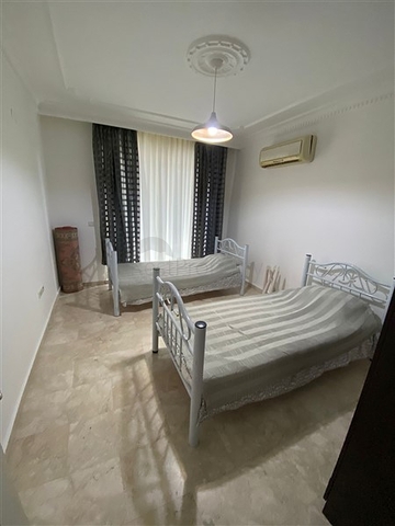 شقة غرفتين وصالة مفروشة -ضمن مجمع سكني في محمودلار / الانيا 