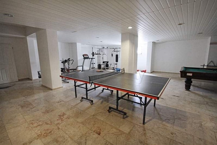 شقة غرفتين وصالة مفروشة -ضمن مجمع سكني في محمودلار / الانيا 