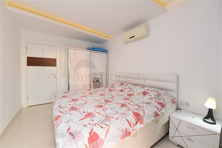 شقة غرفة وصالة ضمن مجمع فاخر في مركز الانيا 