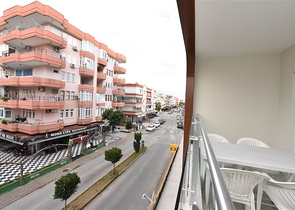 شقة غرفة وصالة ضمن مجمع فاخر في مركز الانيا 