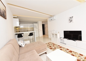 شقة غرفة وصالة ضمن مجمع فاخر في مركز الانيا 