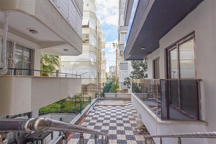 شقة غرفة وصالة جديدة -في محمودلار / الانيا 