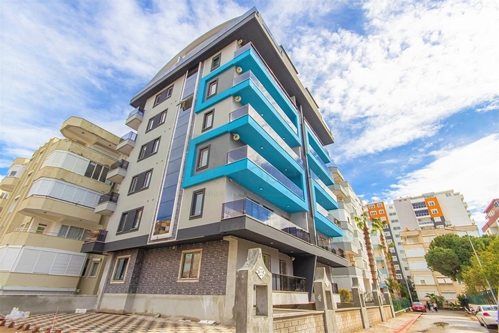 شقة غرفة وصالة جديدة -في محمودلار / الانيا 