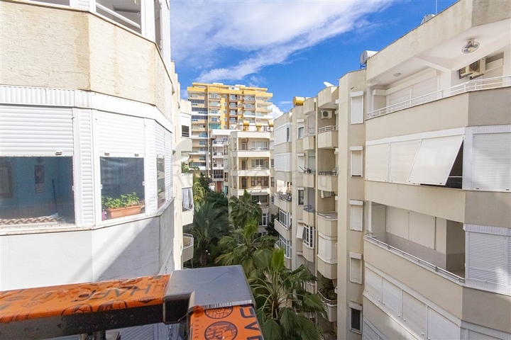 شقة غرفة وصالة جديدة -في محمودلار / الانيا 