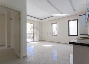 شقة غرفة وصالة جديدة -في محمودلار / الانيا 