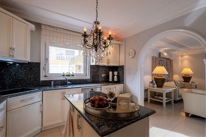 شقة واسعة - غرفتين وصالة مفروشة -في محمودلار / الانيا 