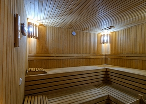 شقة واسعة - غرفتين وصالة مفروشة -في محمودلار / الانيا 