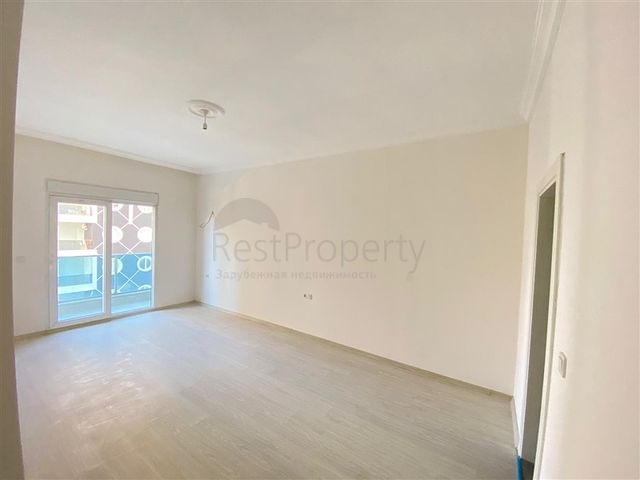 شقة غرفتين وصالة مع مطبخ منفصل - ضمن مجمع جديد - في محمودلار / الانيا 