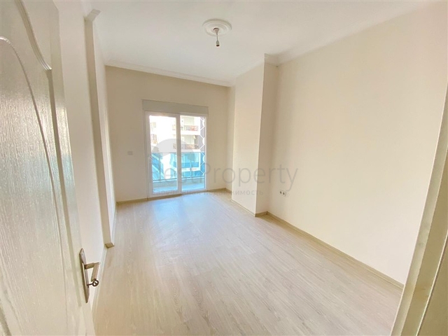 شقة غرفتين وصالة مع مطبخ منفصل - ضمن مجمع جديد - في محمودلار / الانيا 