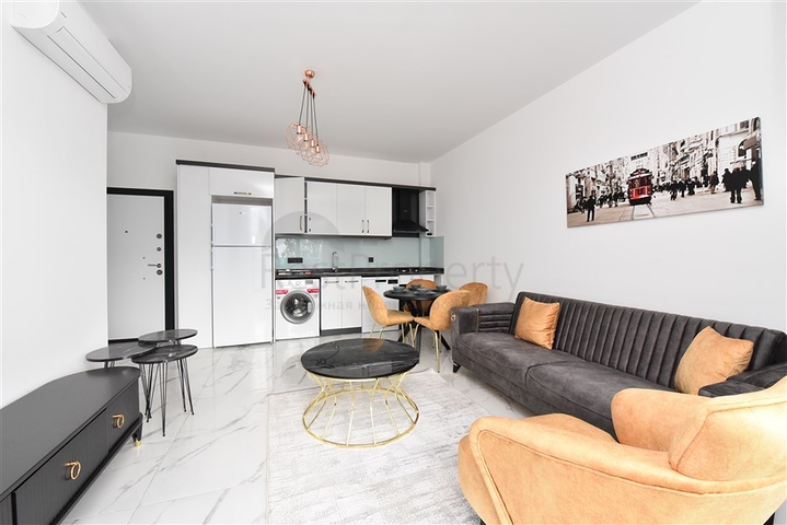 اطلالة بحر مباشرة -شقة غرفة وصالة ضمن مجمع جديد - في كارجيجاك / الانيا 