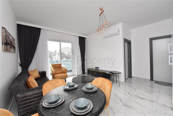 اطلالة بحر مباشرة -شقة غرفة وصالة ضمن مجمع جديد - في كارجيجاك / الانيا 