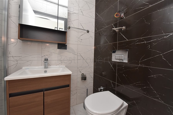 اطلالة بحر مباشرة -شقة غرفة وصالة ضمن مجمع جديد - في كارجيجاك / الانيا 