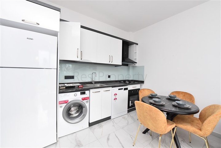 اطلالة بحر مباشرة -شقة غرفة وصالة ضمن مجمع جديد - في كارجيجاك / الانيا 