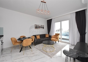 اطلالة بحر مباشرة -شقة غرفة وصالة ضمن مجمع جديد - في كارجيجاك / الانيا 