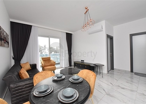 اطلالة بحر مباشرة -شقة غرفة وصالة ضمن مجمع جديد - في كارجيجاك / الانيا 