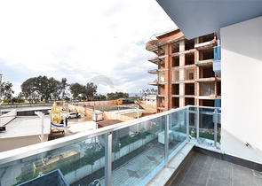 اطلالة بحر مباشرة -شقة غرفة وصالة ضمن مجمع جديد - في كارجيجاك / الانيا 