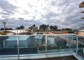 اطلالة بحر مباشرة -شقة غرفة وصالة ضمن مجمع جديد - في كارجيجاك / الانيا 