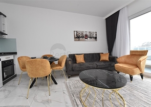 اطلالة بحر مباشرة -شقة غرفة وصالة ضمن مجمع جديد - في كارجيجاك / الانيا 