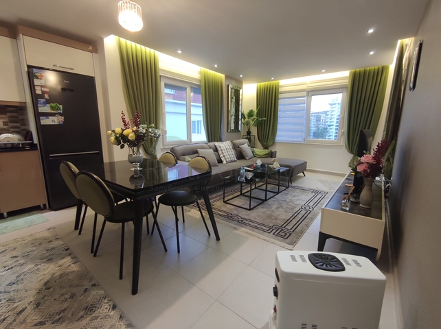 شقق غرفتين وصالة مفروشة -مجمع سكني قريب من البحر - في محمودلار / الانيا