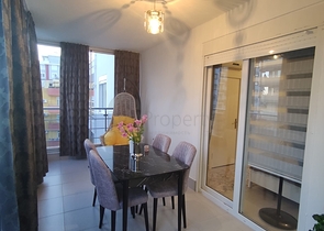 شقق غرفتين وصالة مفروشة -مجمع سكني قريب من البحر - في محمودلار / الانيا