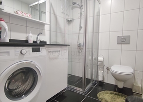 شقق غرفتين وصالة مفروشة -مجمع سكني قريب من البحر - في محمودلار / الانيا