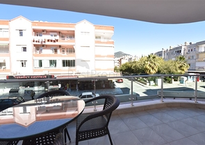 مجمع فاخر في مركز الانيا - شقة غرفتين وصالة مفروشة -قريبة من شاطئ كليوباترا 