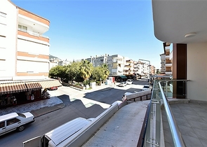 مجمع فاخر في مركز الانيا - شقة غرفتين وصالة مفروشة -قريبة من شاطئ كليوباترا 