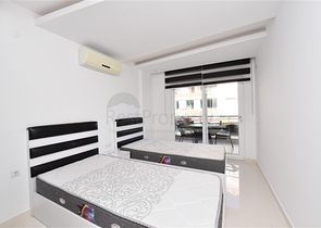 مجمع فاخر في مركز الانيا - شقة غرفتين وصالة مفروشة -قريبة من شاطئ كليوباترا 