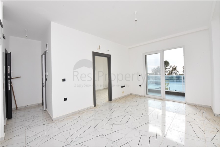 اطلالة بحر مباشرة -شقة غرفة وصالة -مجمع جديد - في كارجيجاك / الانيا 