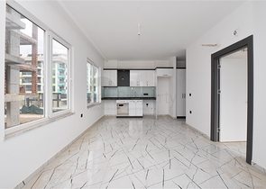 اطلالة بحر مباشرة -شقة غرفة وصالة -مجمع جديد - في كارجيجاك / الانيا 