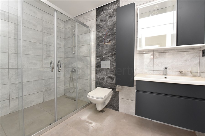 دوبلكس 2 غرفة وصالة ضمن مجمع جديد في محمودلار / الانيا 