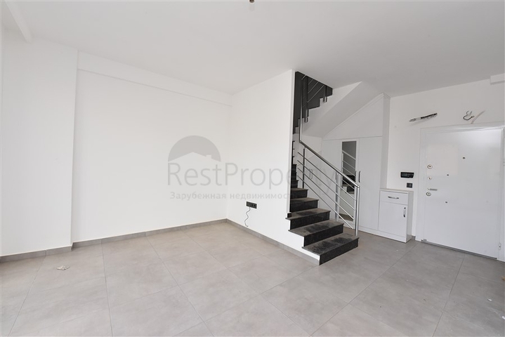 دوبلكس 2 غرفة وصالة ضمن مجمع جديد في محمودلار / الانيا 