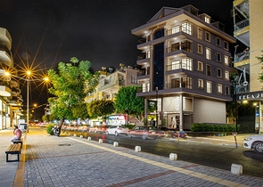 شقة ضمن بناء جديد في مركز الانيا - تصميم 2 غرفة وصالة .