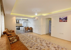 شقة واسعة - غرفة نوم وصالة مفروشة - في محمودلار/ الانيا 