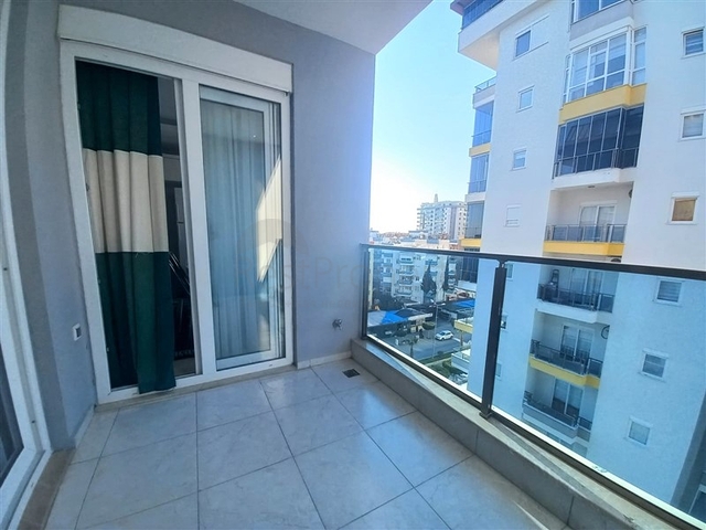 على شارع بارباروس - شقة غرفتين وصالة مفروشة - مجمع حديث - في محمودلار / الانيا 