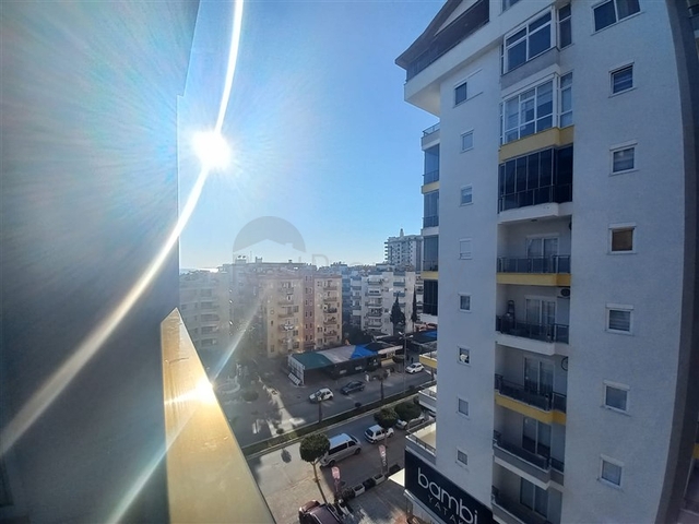 على شارع بارباروس - شقة غرفتين وصالة مفروشة - مجمع حديث - في محمودلار / الانيا 