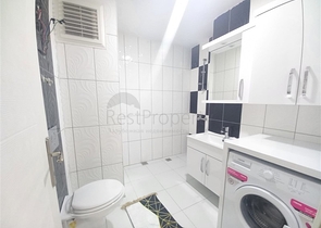 على شارع بارباروس - شقة غرفتين وصالة مفروشة - مجمع حديث - في محمودلار / الانيا 