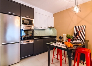 شقة انيقة - تصميم غرفة وصالة - ضمن مجمع فاخر في كارجيجاك / الانيا 