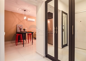 شقة انيقة - تصميم غرفة وصالة - ضمن مجمع فاخر في كارجيجاك / الانيا 