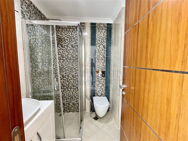 شقق للبيع في اوبا - دوبلكس 3 غرف وصالة -ضمن مجمع حديث - قريب من البحر - اوبا / الانيا 